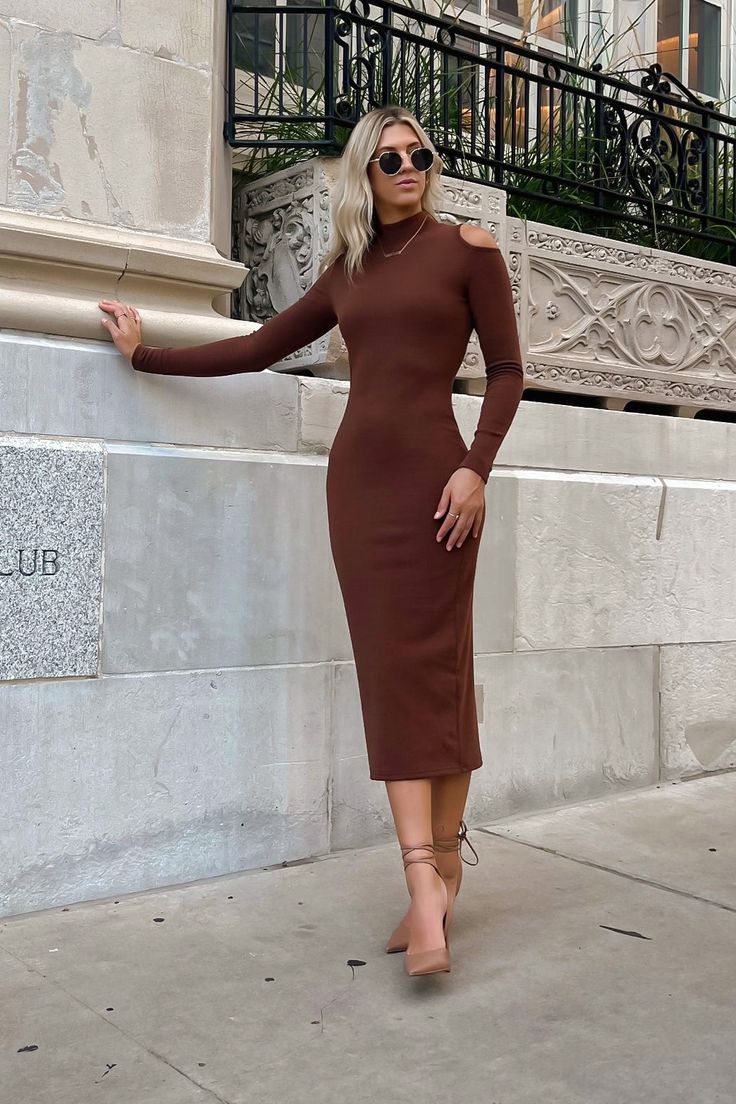 How to Style Your Brown Bodycon Dress: Expert Tips for Every Occasion